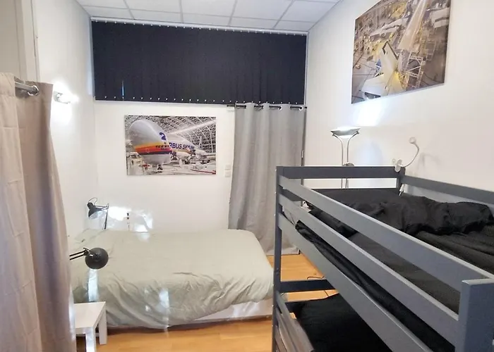 Spacieux T2 Bis Industriel Aerospatial *